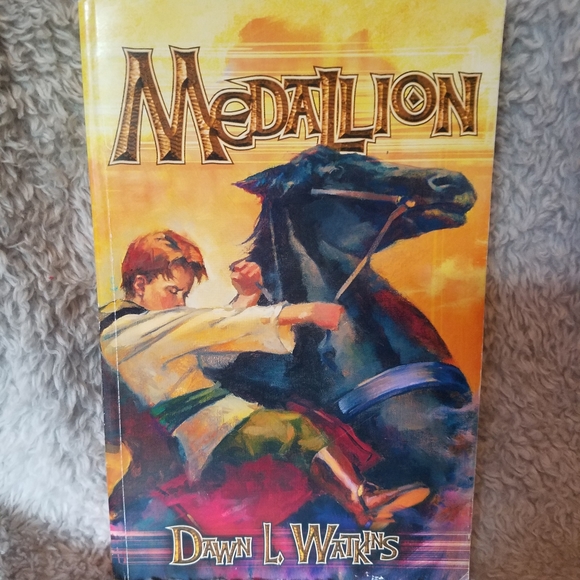 Medallion - Picture 1 of 3